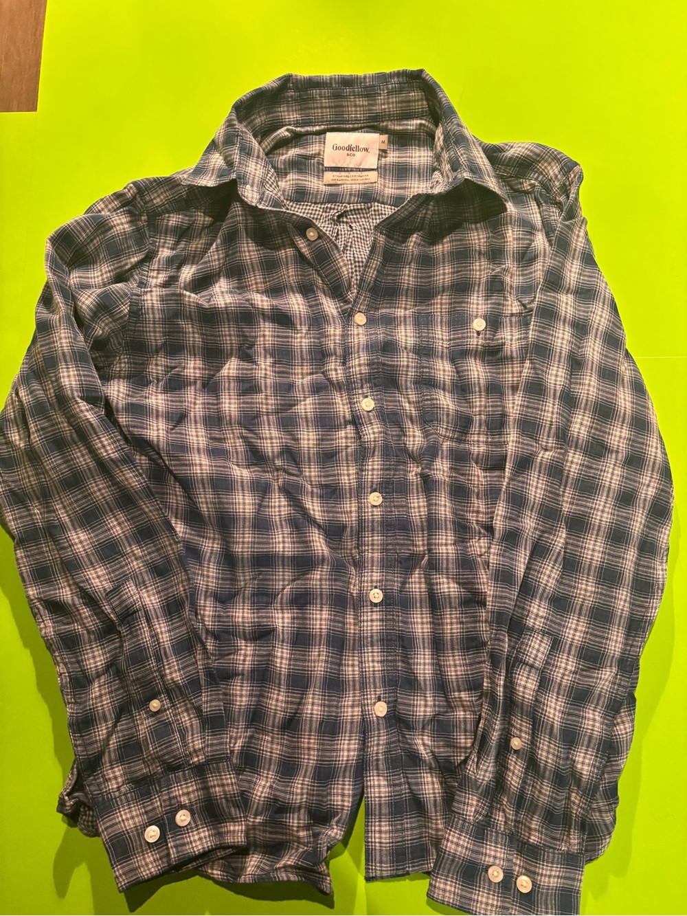 Goodfellow & Co Men’s Navy and White Plaid Button-Down Shirt